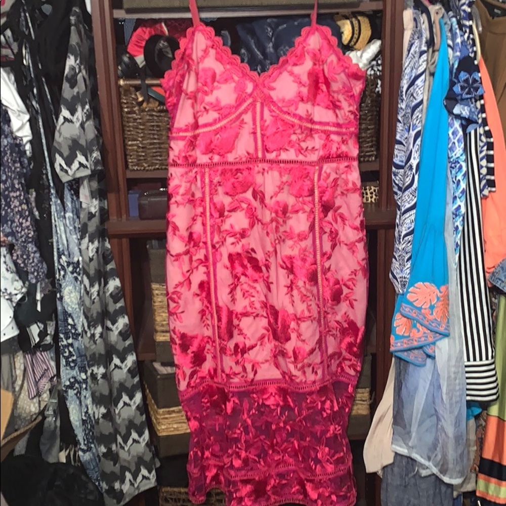 Lulus hot pink lace